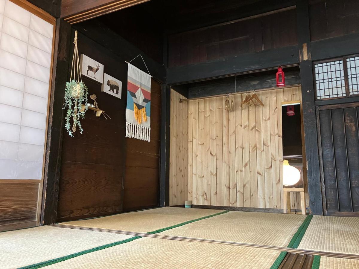 Guesthouse Boro-Ya Otoyocho المظهر الخارجي الصورة